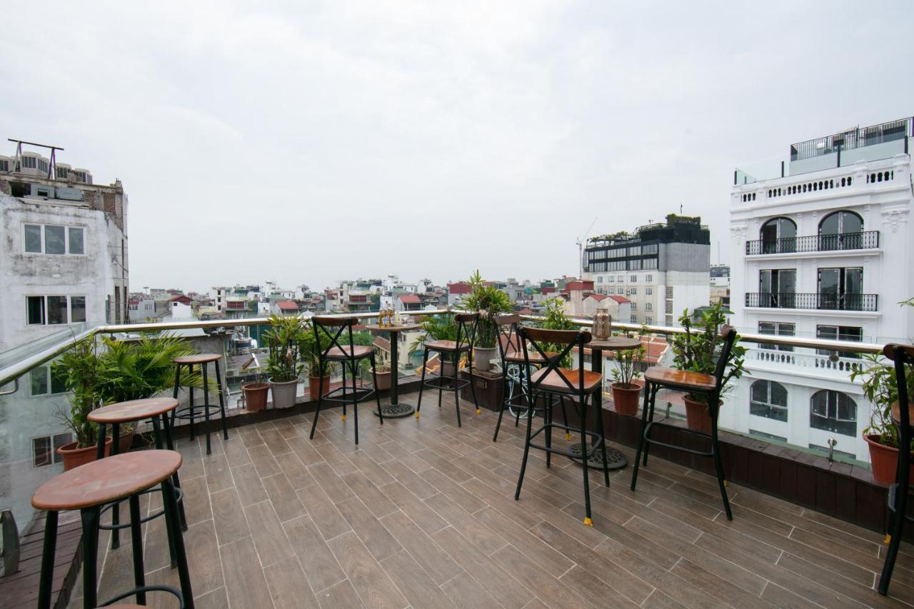 Downtown Hostel & Rooftop Bar ハノイ市 エクステリア 写真